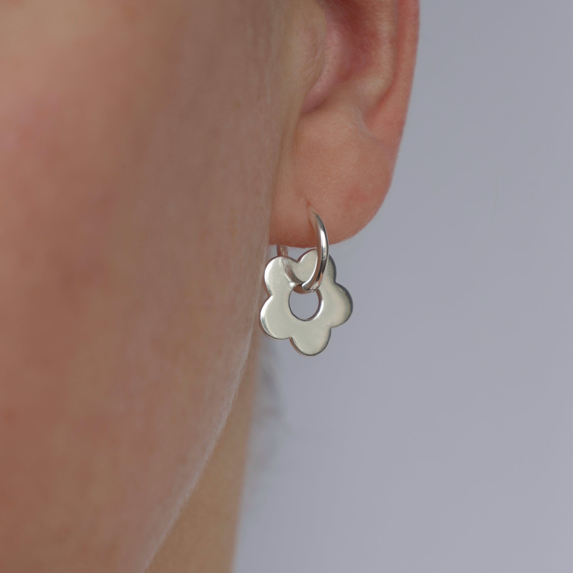 Dommsi-nastavitelny-set-nausnice-prsten-nahrdelnik-striebro-stastna-si